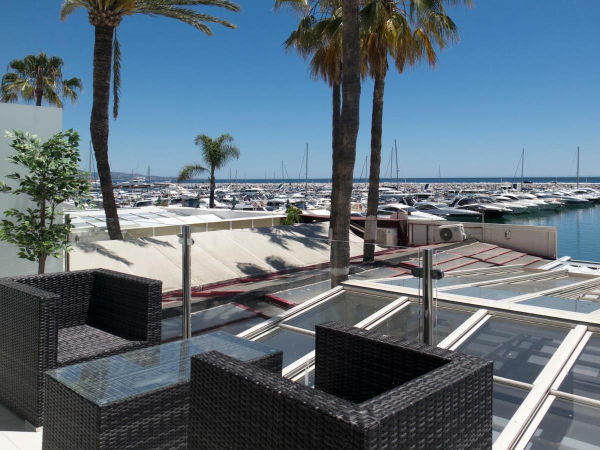 Апартаменты Front Port Line Sleeps 6 Марбелья Экстерьер фото